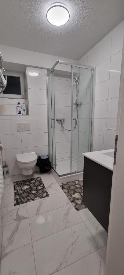 Waterfalls Apartment 1 트리베르크 외부 사진